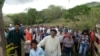 ARCHIVO - Monseñor Rolando Álvarez en de abril de 2018 en una comunidad rural en Matagalpa. [Foto: Cortesía de Óscar Navarrete, La Prensa]