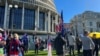 Anti-Mandate Protesters Converge on New Zealand Parliament 