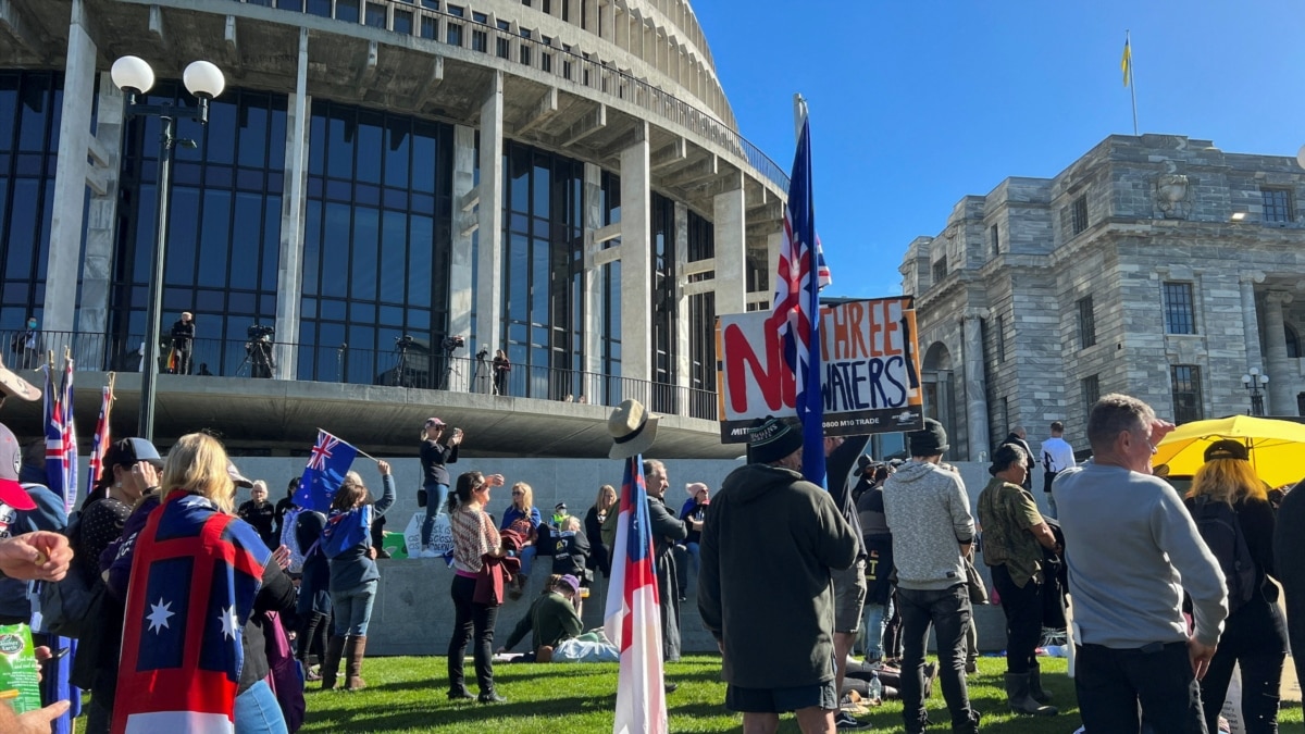 Anti Mandate Protesters Converge On New Zealand Parliament 