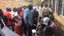 Zimbabweans Waiting to Register Under Biometric Voter Registration Program