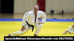 Presidenti rus, Vladimir Putin gjatë një stërvitjeje në xhudo - Sochi, Rusi, 14 shkurt 2019.