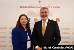 İyi Parti genel başkan yardımcısı Bahadır Erdem ve Yıldız Yazıcıoğlu