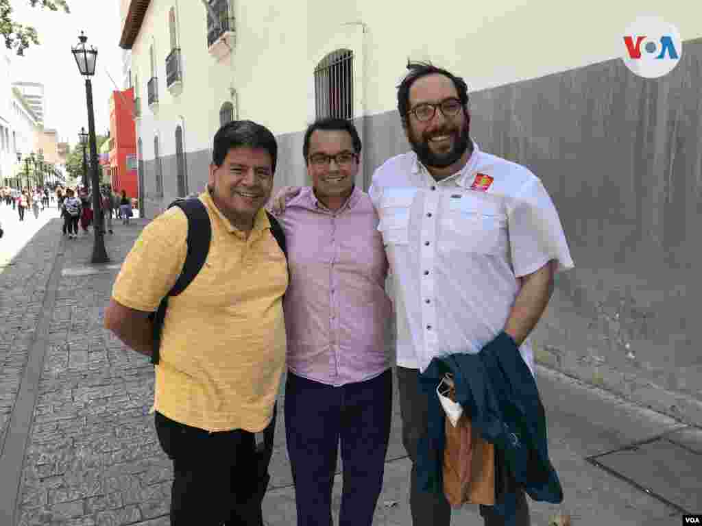Juan Carlos Paredes, Francisco Cova y Leandro Rossi, integrantes de Reencontrarte Caracas. Febrero de 2022. Foto: Carolina Alcalde - VOA.&nbsp;