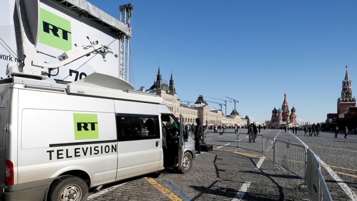 EU Bans RT, Sputnik over Ukraine Disinformation