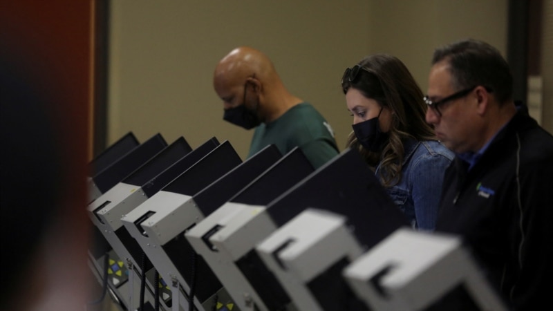 Texas Primary: O'Rourke, Abbott Win Nominations for Governor