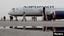 Foto Achiv: Premye Airbus A350-900 konpayi ayeryen La Risi a Aeroflot, nan Moskou, 4 Mas 2020.