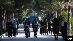 دانشجویان دختر افغانستانی - آرشیو
