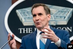 Juru bicara Pentagon John Kirby berbicara saat briefing di Pentagon di Washington, Rabu, 2 Maret 2022. (Foto: AP /Manuel Balce Ceneta)