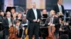 Arhiva - Ruski dirigent Valerij Gergijev na podijumu sa Okrestrom Bečke filharmonije, u Beču, 18. septembra 2020.