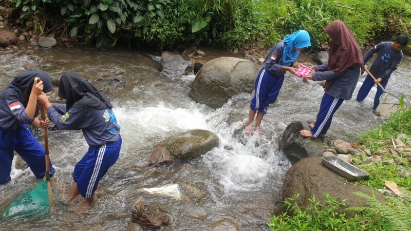 Banyak Sungai Tercemar, Ecoton Lakukan Ekspedisi Sungai Indonesia