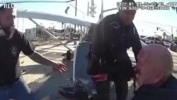 Tàu hỏa đâm máy bay: Phi công được cứu trong gang tấc