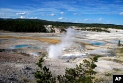 Cekungan Norris Geyser di Taman Nasional Yellowstone, Wyoming, AS. (Foto: AP)