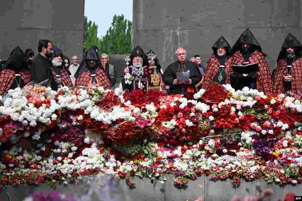 مراسم دعاخوانی برای بزرگداشت از یکصد و نهمین سالروز قتل عام ارمنی&zwnj;ها در جنگ جهانی اول &nbsp;