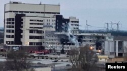 ზაპოროჟიის ატომური სადგურის დაზიანებული ადმინისტრაციული შენობა ქ. ენერჰოდართან, უკრაინა. 4 მარტი, 2022წ.