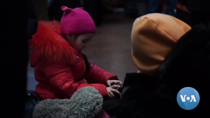 Poland Under Pressure as 1 Million Refugees Flee Ukraine 