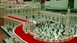 Священник из Москвы создал для Папы Римского Lego-копию Ватикана