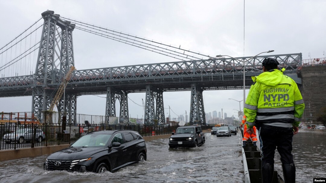 Poplava u Njujorku (Foto:REUTERS/Andrew Kelly/File Photo)
