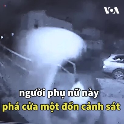 Phá cửa đồn cảnh sát tìm ‘người trong mộng’