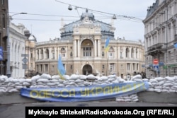 The center of Odessa turns into a fortress to repel the Russian attack, March 5, 2022.