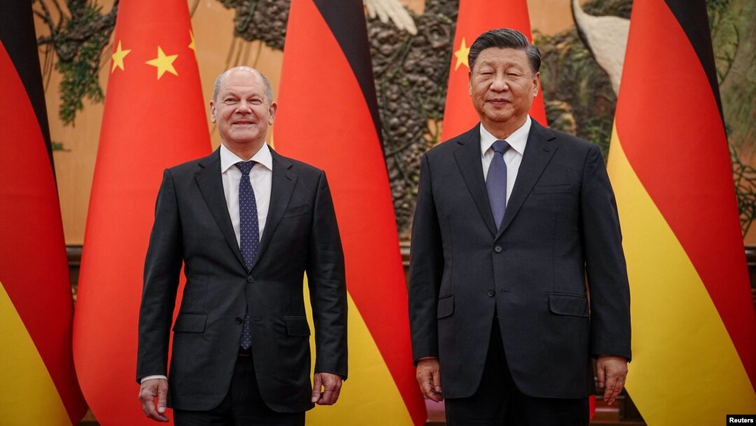 中國國家主席習近平在北京人大會堂會晤到訪的德國總理朔爾茨。 (2022年11月4日)