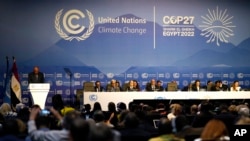 အီဂ်စ္ႏိုင္ငံမွာ က်င္းပျပဳလုပ္ေနတဲ့ COP27 ဥတုရာသီ ညီလာခံ ဖြင့္ပြဲအခမ္းအနား။ ႏုိဝင္ဘာ ၆၊ ၂၀၂၂