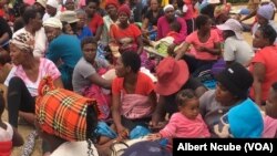 Women whose husbands have not been paid for three months protesting at Vumbachikwe Mine.