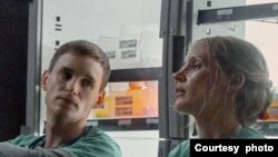 Кадр из фильма «Хорошая медсестра». Courtesy: Netflix.