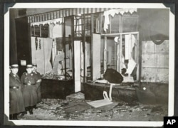 Holocaust Memorial: Kristallnacht Photos Were Already Seen