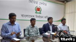নির্বাচন কমিশন সচিবালয়ে রংপুর সিটি করপোরেশন নির্বাচনের তফসিল ঘোষণা করছেন ইসি সচিব মো. জাহাঙ্গীর আলম। ৭ নভেম্বর, ২০২২। 