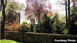 The house described as an enchanting English Tudor on sprawling grounds and featured in “The Godfather” is for sale, Staten Island, New York. (Connie Profaci Realty)