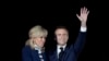 Réélu, Emmanuel Macron abreuvé d'éloges