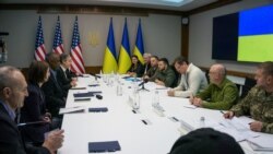 粵語新聞 晚上9-10點: 美國務卿和防長訪問基輔 