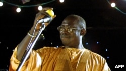 Rudy Gomis a commencé à jouer avec l'Orchestra Baobab dans les années 1970.