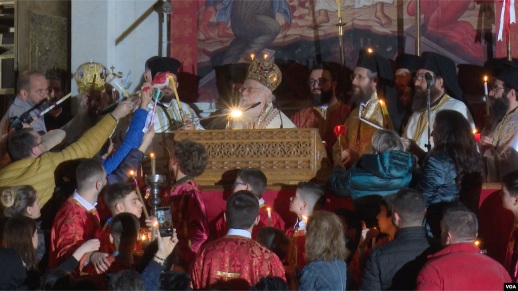 Festohet në Shqipëri Pashka ortodokse