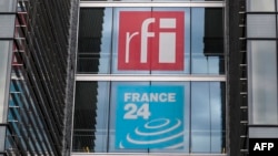 France Médias Monde a annoncé mercredi avoir été notifiée par les autorités maliennes de leur "décision définitive de suspension" de RFI et France 24.