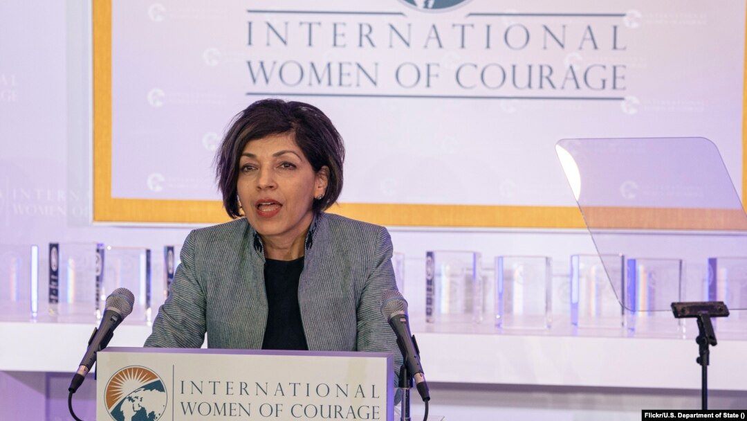 رینا امیري