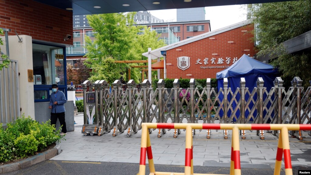 北京史家试验学校因北京市新冠疫情爆发而关闭。（2022年4月28日）(photo:VOA)