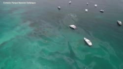 Hundimiento de Barco en Galápagos 