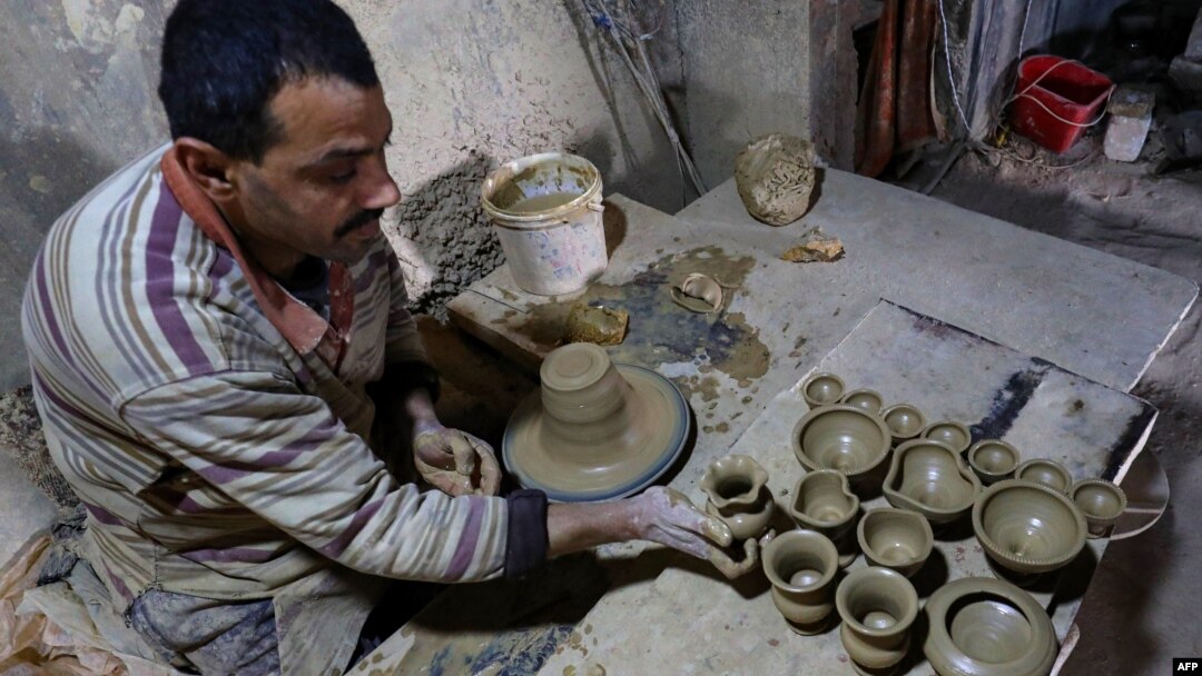 À Ghariane en Libye, la poterie est une tradition bien ancrée. 