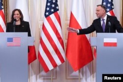 Us Vice President Kamala Harris And Polish President Andrzej Duda Hold A News Conference At Belwelder Palace In Warsaw, Poland, March 10, 2022.