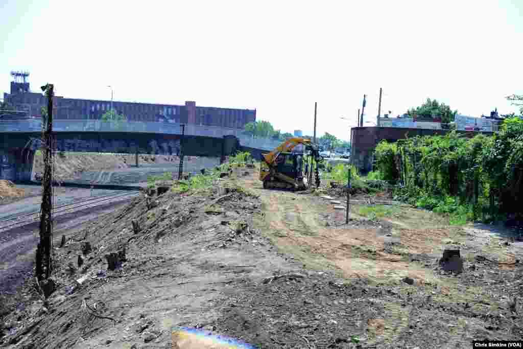 An area known as &ldquo;The Tracks&rdquo;, where hundreds of heroin addicts would gather to use drugs, is in the process of a cleanup.