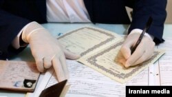 بخشی از مراحل ثبت رسمی سند ازدواج یا طلاق در جمهوری اسلامی ایران 