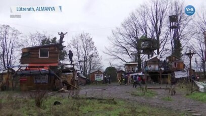 Çevrecilerin İşgal Ettiği Lützerath Köyü Boşaltılıyor 