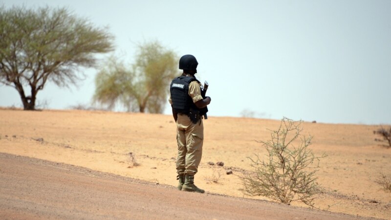 Au moins 18 civils tués dans deux attaques de jihadistes présumés au Burkina