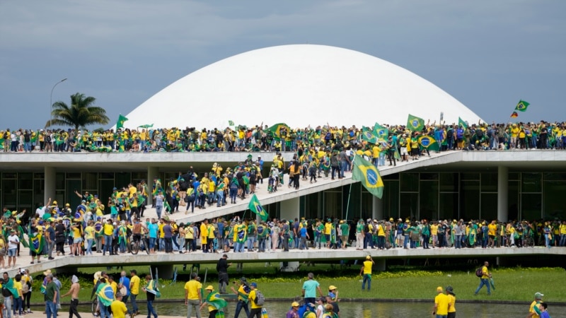 Violence politique au Brésil: Lula promet de sévir
