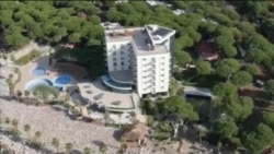 Shqipëri, nis shembja e kompleksit turistik të Hysenbelliu Group, pronar i disa mediave