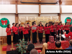 Paduan suara gereja Indonesia. (Foto: VOA/Ariono Arifin)