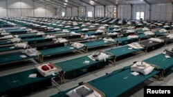 El dormitorio para los migrantes alojados temporalmente en el Centro de ayuda y respuesta de emergencia humanitaria, en la ciudad de Nueva York, EE. UU., el18 de octubre de 2022.