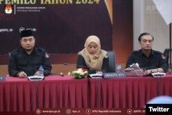 Rapat Rekapitulasi Nasional Hasil Verifikasi dan Penetapan Parpol Pemilu Tahun 2024,di Gedung KPU, Rabu (14/12). (Twitter/@KPU_ID)