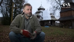 Волонтери на Львівщині намагаються зберегти унікальну дерев’яну церкву, якій понад 325 років. Відео